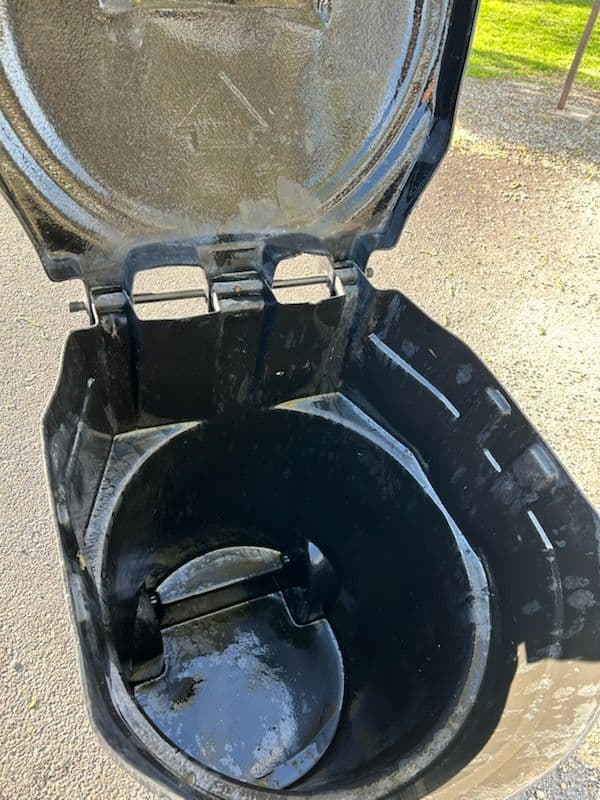 Gallery photos for Transform Your Dirty Bins with High Flo Power Wash: Image #1