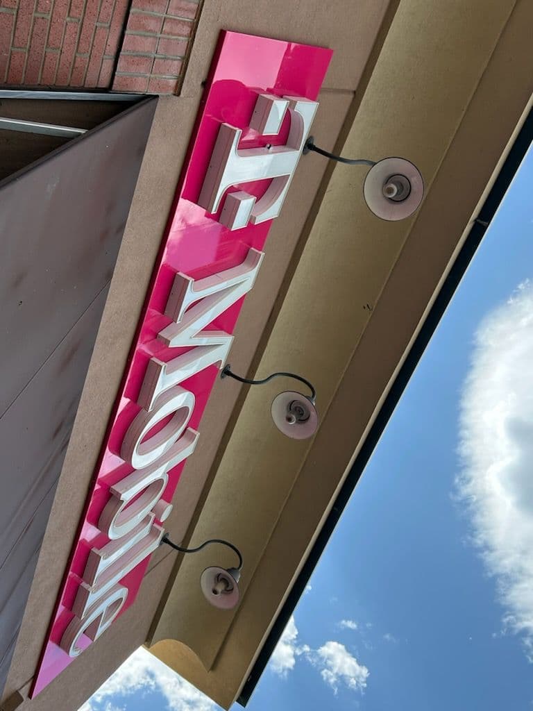 Gallery photos for Revitalize Your Business Image With Expert Cleaning: Image #3